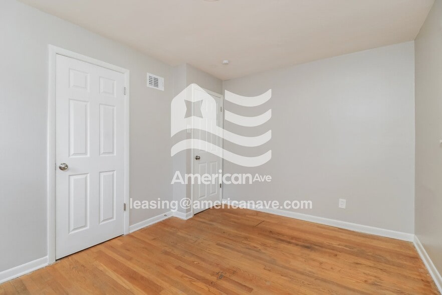 Building Photo - 4507 June Ave