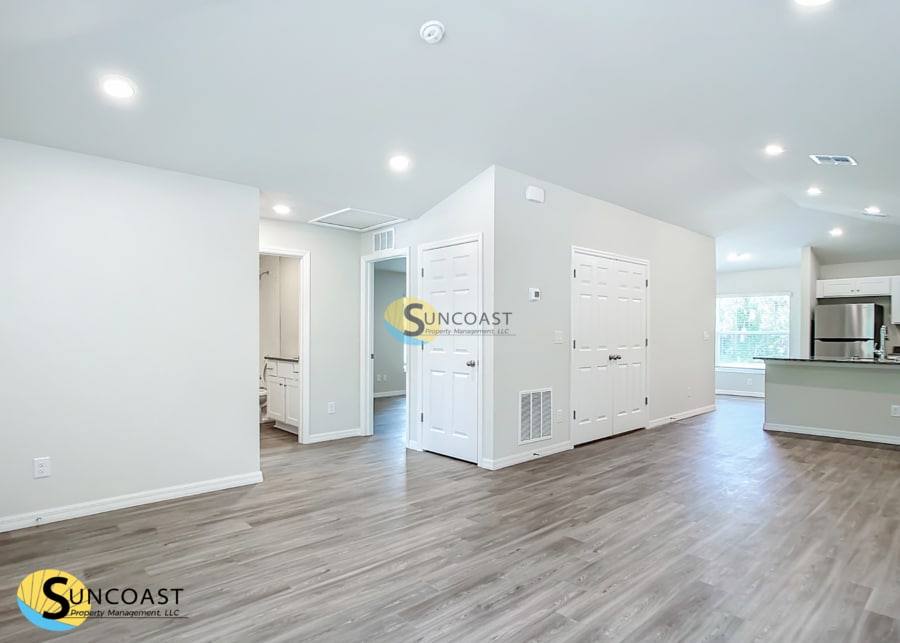 Building Photo - 109 E Harvard St