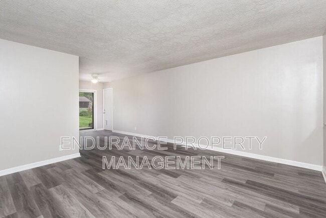 Building Photo - 455 Rockford Dr