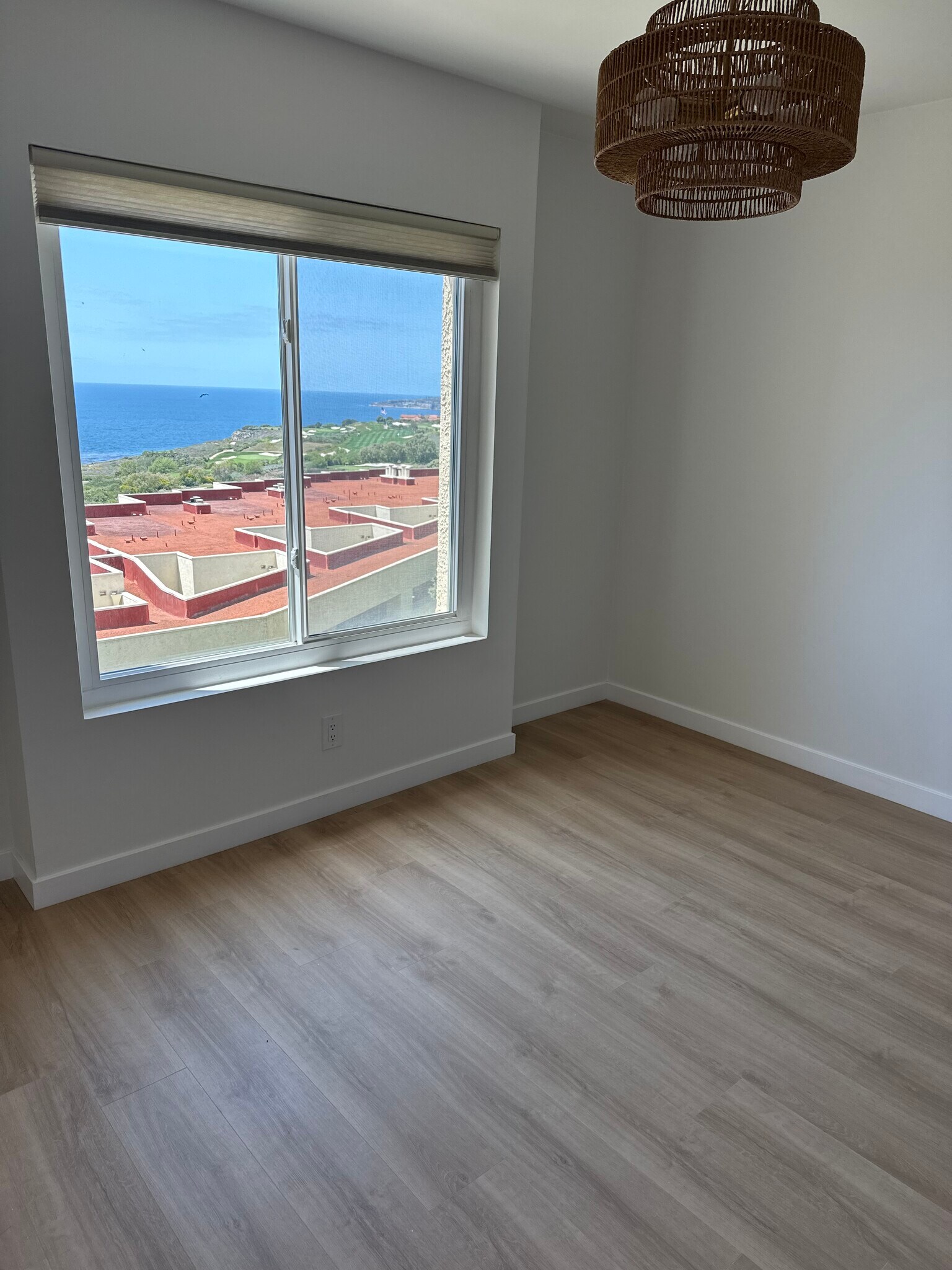 Building Photo - 3200 La Rotonda Dr