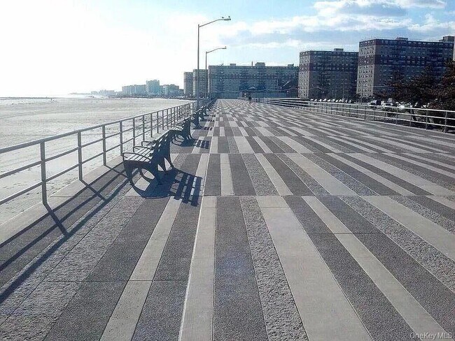 Building Photo - 24-07 Brookhaven Ave