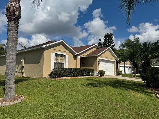Building Photo - 2300 Saphire Ct
