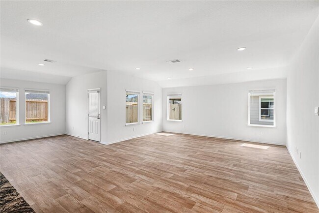 Building Photo - 5603 Poplar Rdg Ct