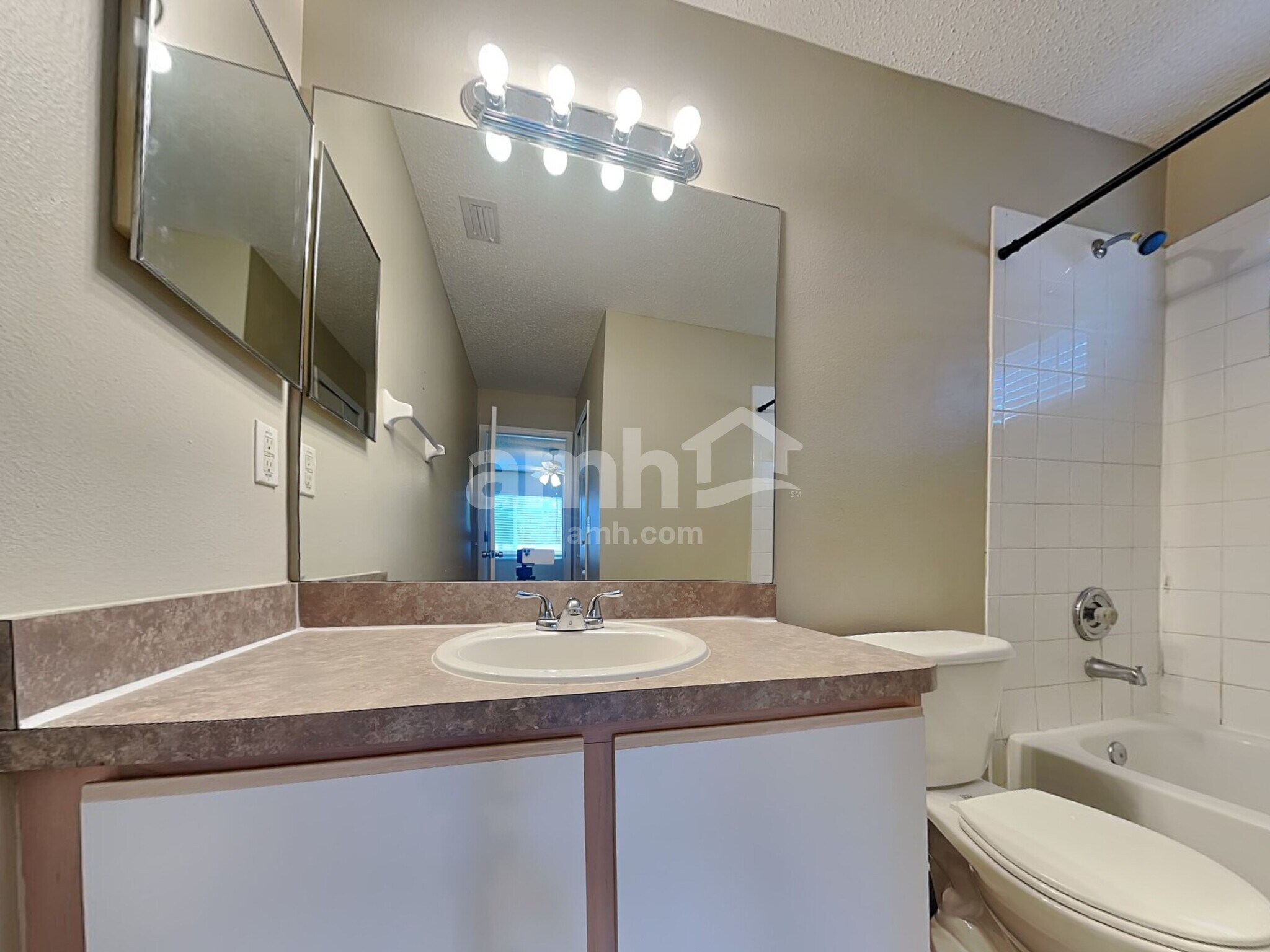 Building Photo - 519 Scarlet Maple Ct