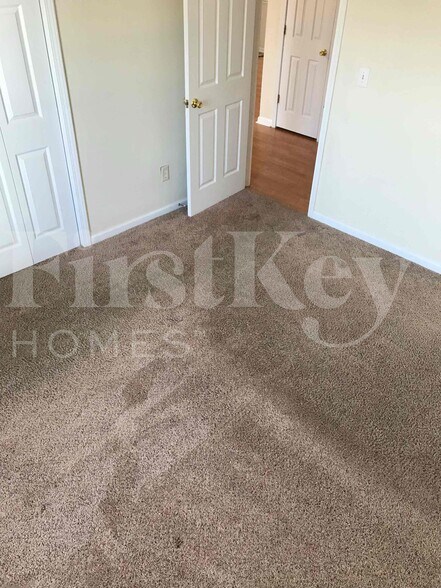 Building Photo - 420 Underwood Ct