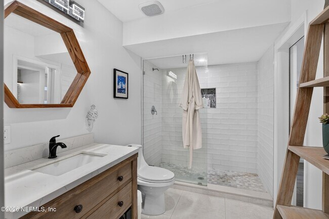 Building Photo - 202 Vista Lagoon Ct