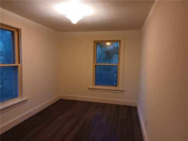 Building Photo - 73 Nokomis Dr
