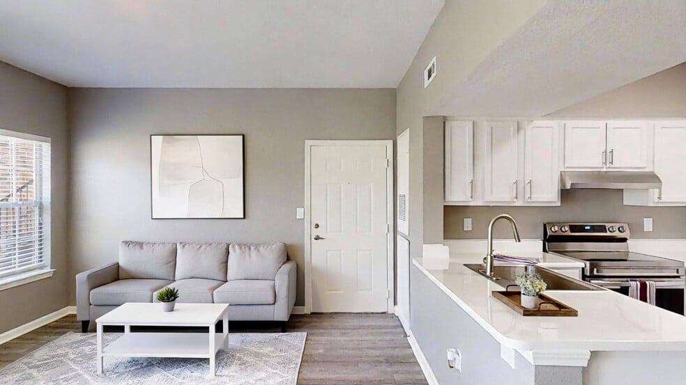 Building Photo - Harbin Pointe Apartment Homes
