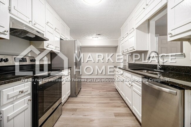 Building Photo - 117 Belair Ln