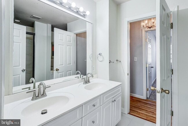 Building Photo - 14653 Endsley Turn