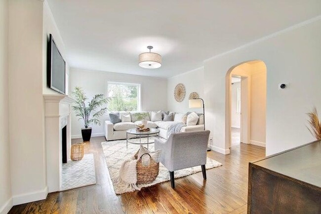 Building Photo - 797 Highland Ave