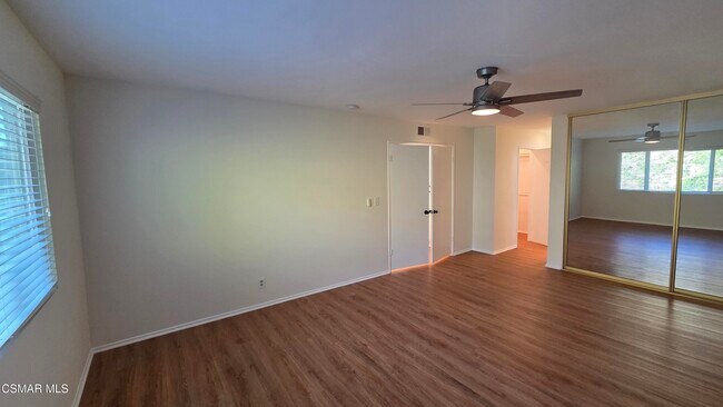 Building Photo - 1825 Sweet Briar Pl