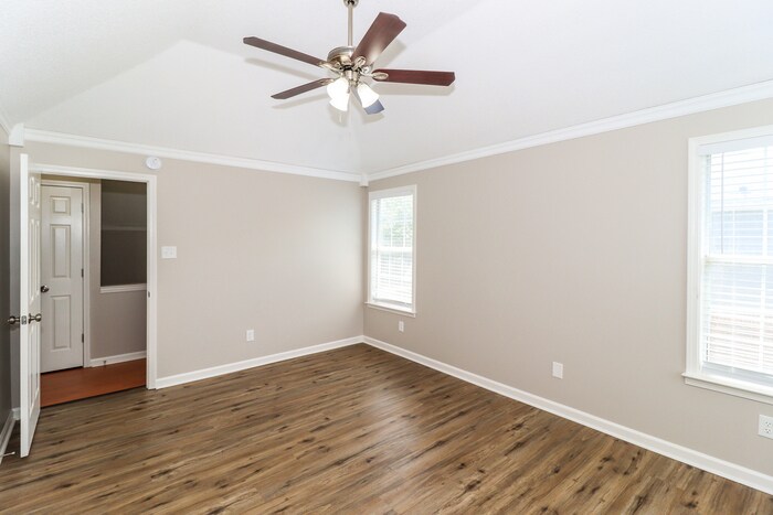 Building Photo - 8584 Pantherburn Trce