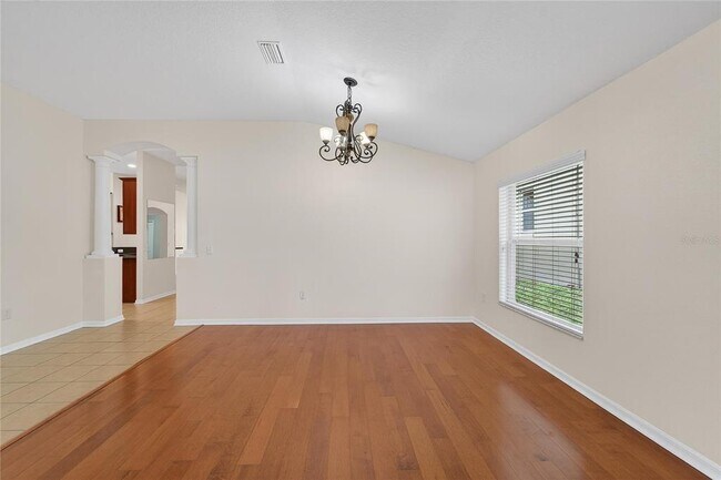 Building Photo - 431 Westchester Hills Ln