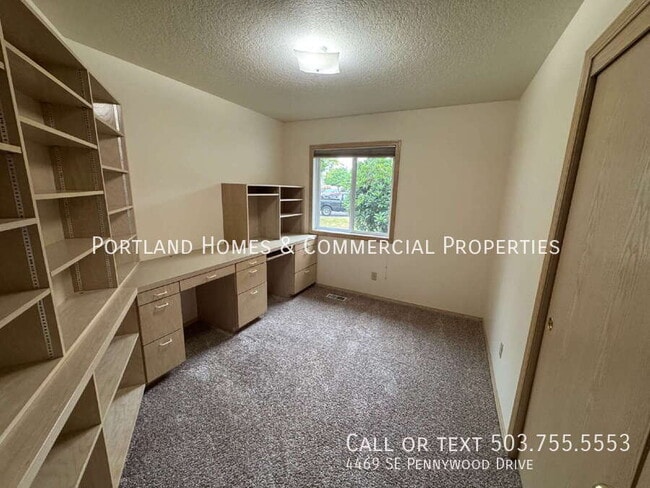 Building Photo - 4469 SE Pennywood Dr