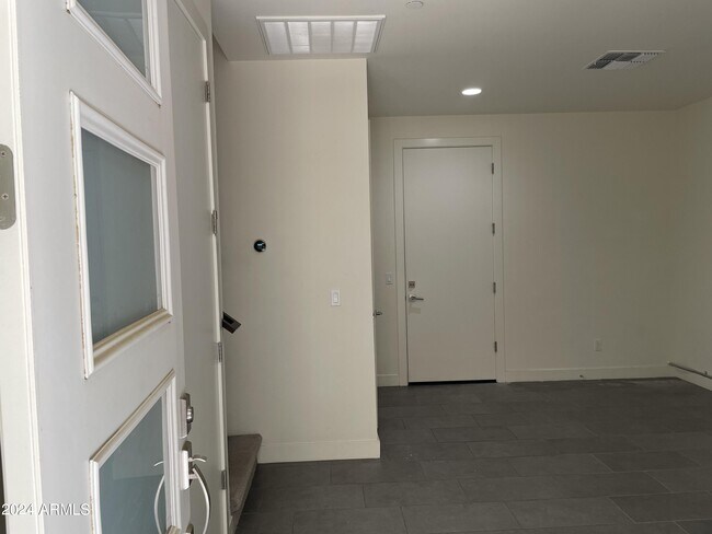 Building Photo - 4444 N 25th St