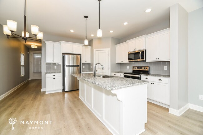 Building Photo - Stunning 3 Bedroom in Lebanon