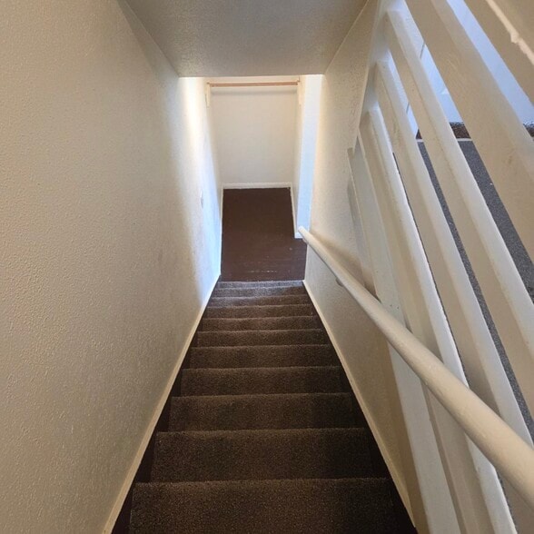 Building Photo - 531 NW 15th Dr