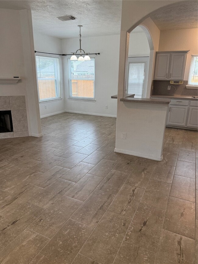 Building Photo - 23702 Spring Dane Dr