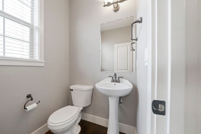 Building Photo - 28839 SW Costa Cir W