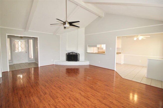 Building Photo - 13511 Brook Hollow Dr