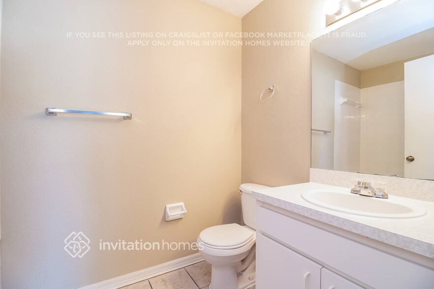 Building Photo - 12521 Dawn Vista Dr