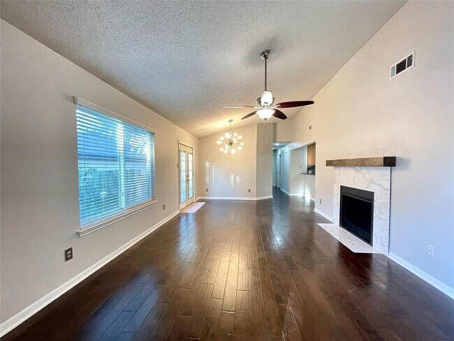 Building Photo - 5912 Avery Island Ave