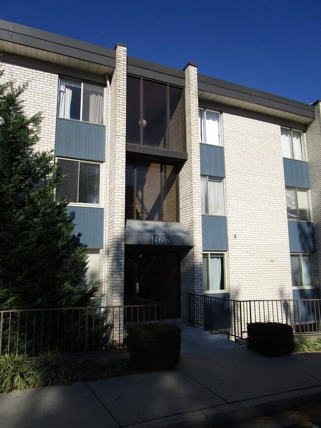 Building Photo - Beautiful 1 BR/1 BA Condo in North Creek P...