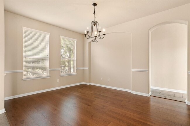 Building Photo - 676 Rusk Rd