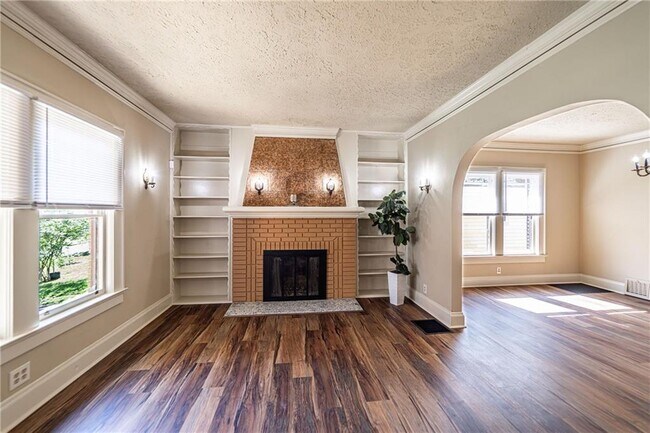 Building Photo - 1029 Katherwood Dr SW