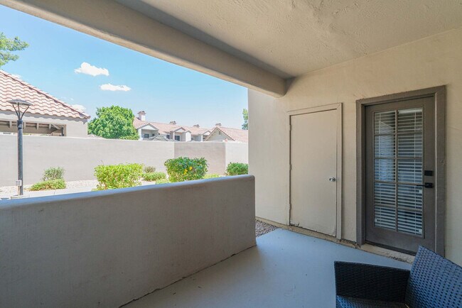 Building Photo - 7900 E Princess Dr