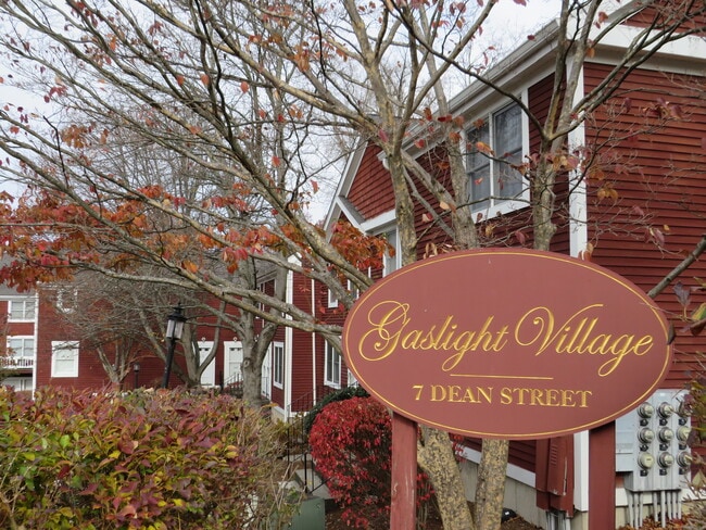 Building Photo - 7 Dean St