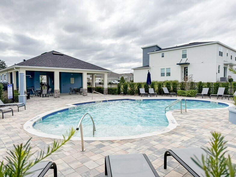 Building Photo - 9066 Beach Tea Wy