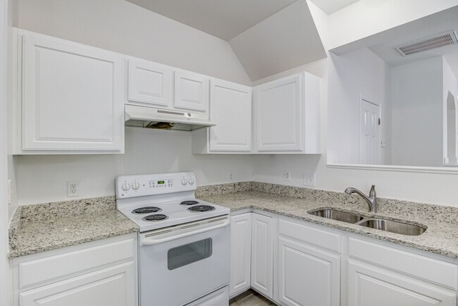 Building Photo - 8321 Glenwood Springs Ct
