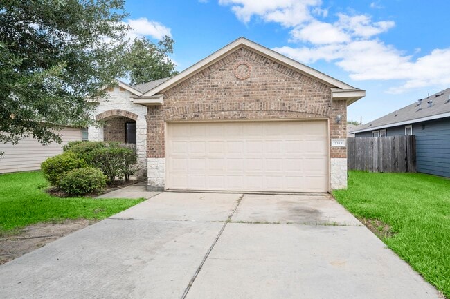 Building Photo - 2313 Shady Tree Ln