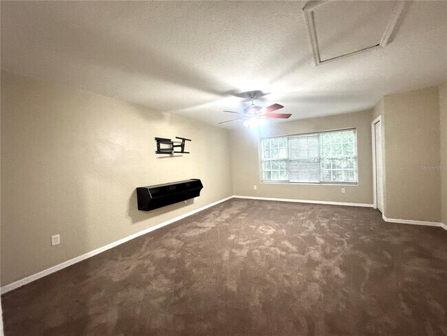 Building Photo - 2800 Countryside Blvd