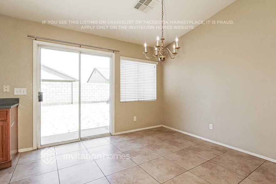 Building Photo - 10436 W Granada Rd