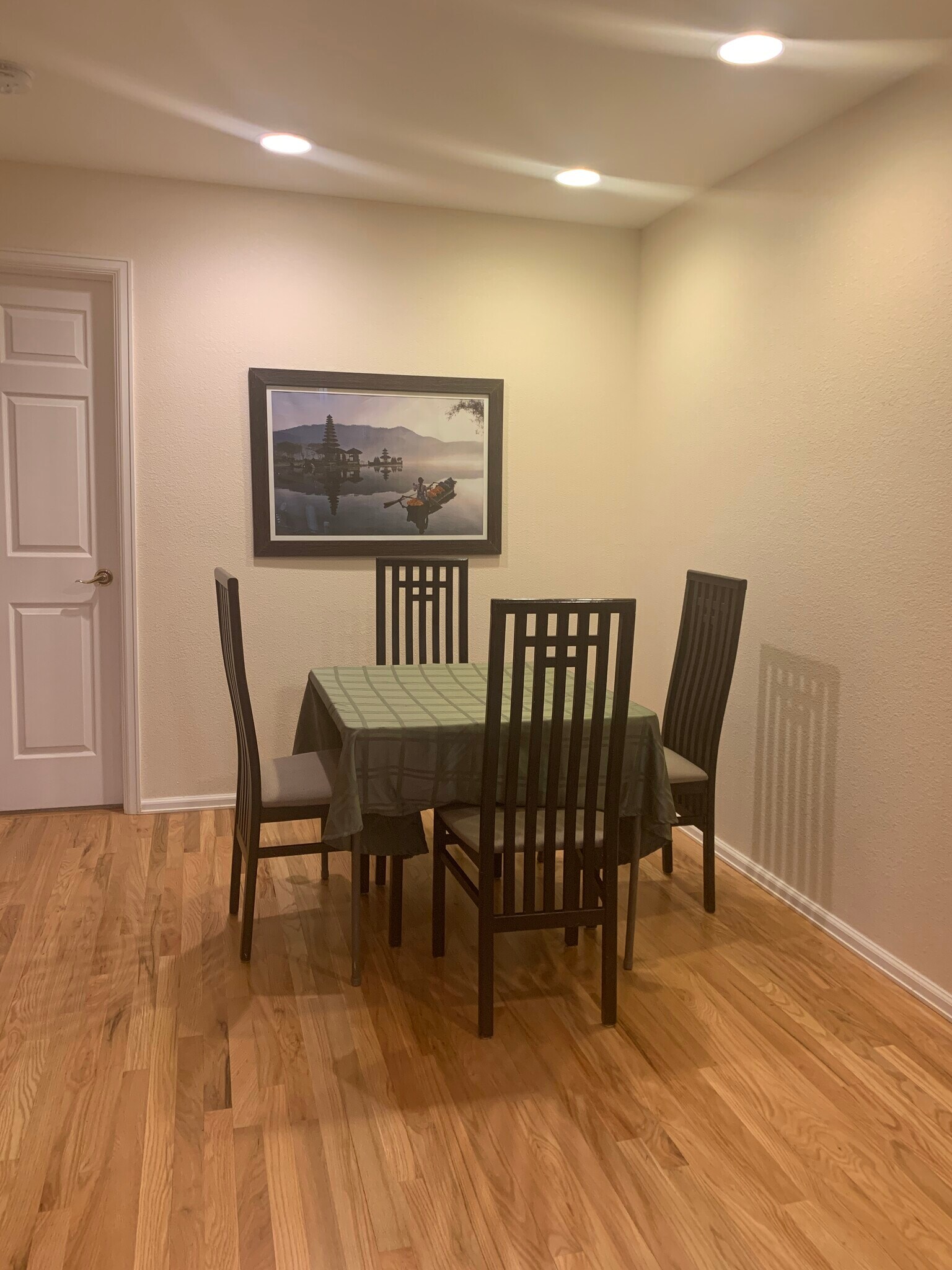 kitchen table - 5355 Sage Brush Dr