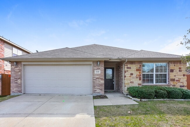 Building Photo - 2040 Shawnee Trail