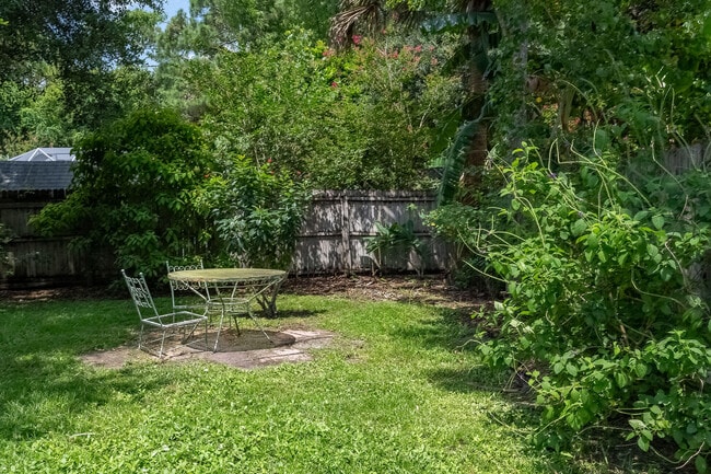 Building Photo - 7175 Durban Ave