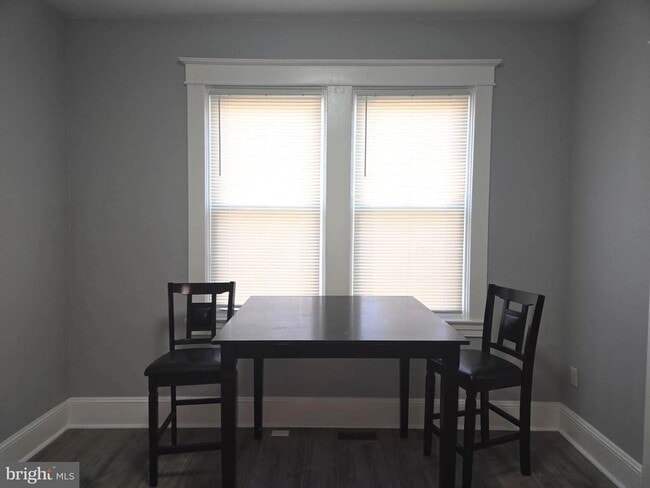 Building Photo - 2909 Markley Ave