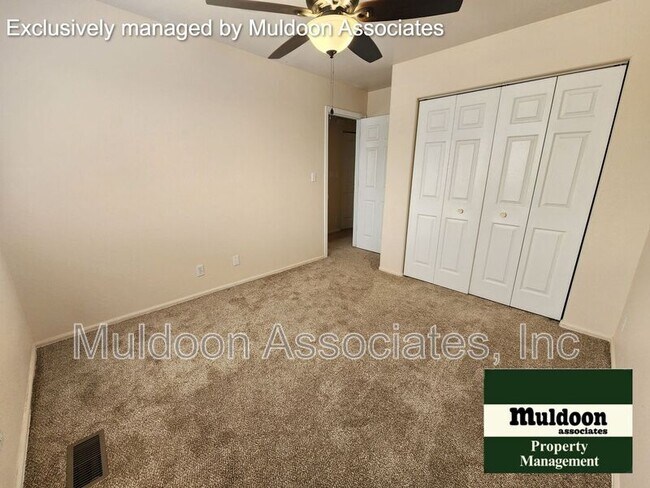 Building Photo - 955 S Kyle Ln