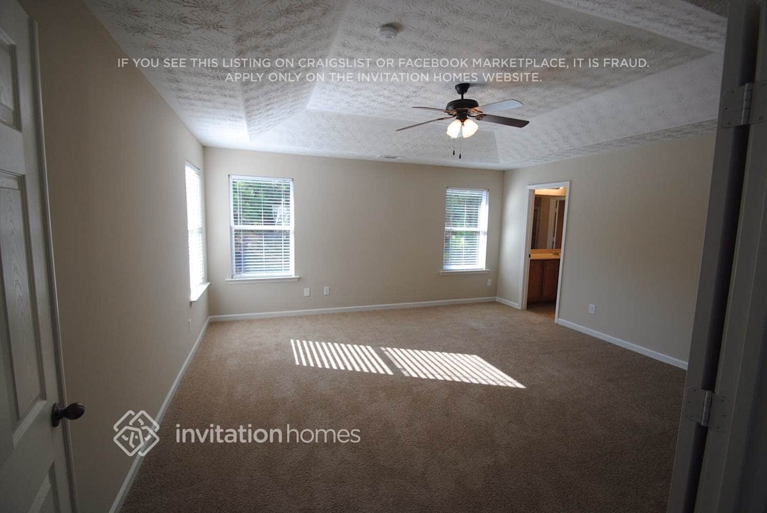 Building Photo - 2270 Valley Creek Dr