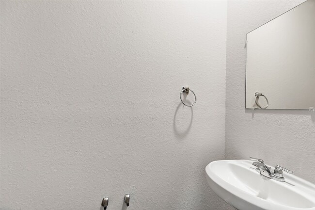 Building Photo - 2394 Tavo Trails Dr