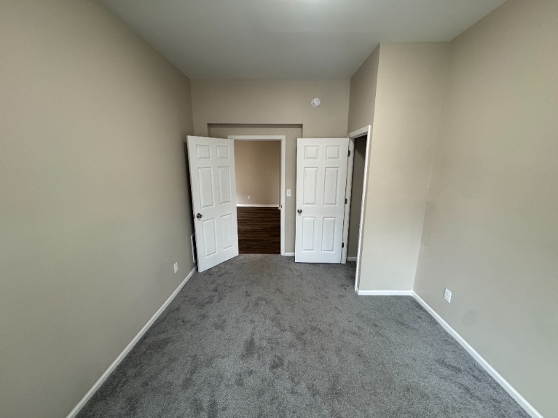 Building Photo - 1011 S 11th St