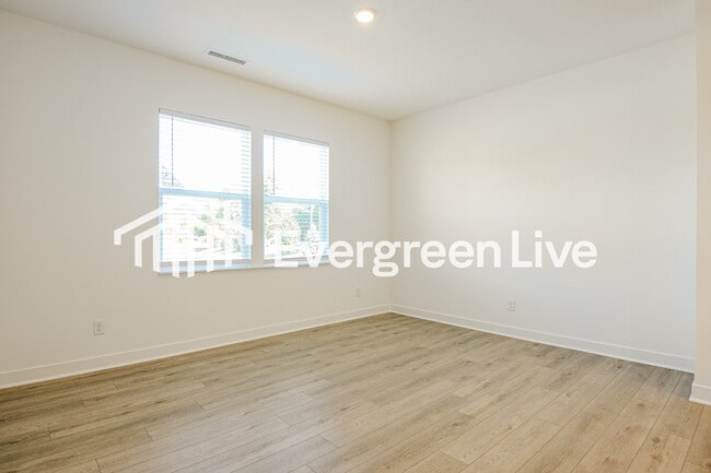 Building Photo - 8975 Willis Wy