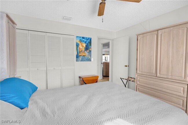 Building Photo - 1251 Broadwater Dr