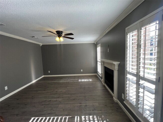 Building Photo - 6700 Richardson Rd