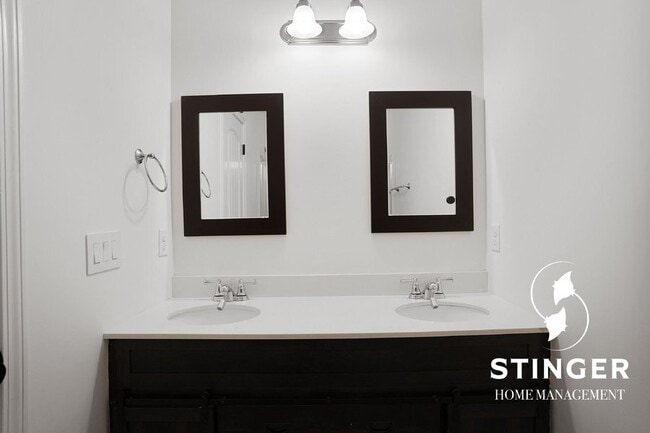 Building Photo - 362 Dante Cir