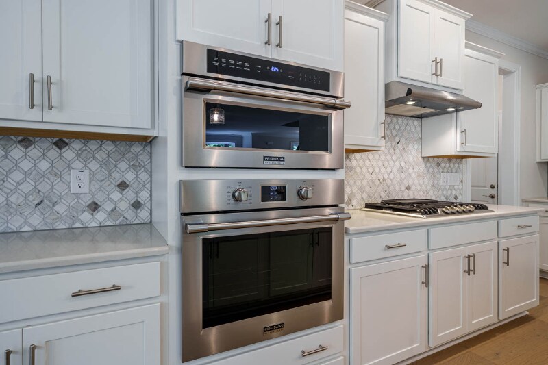 Building Photo - 605 Chapel Ridge Dr